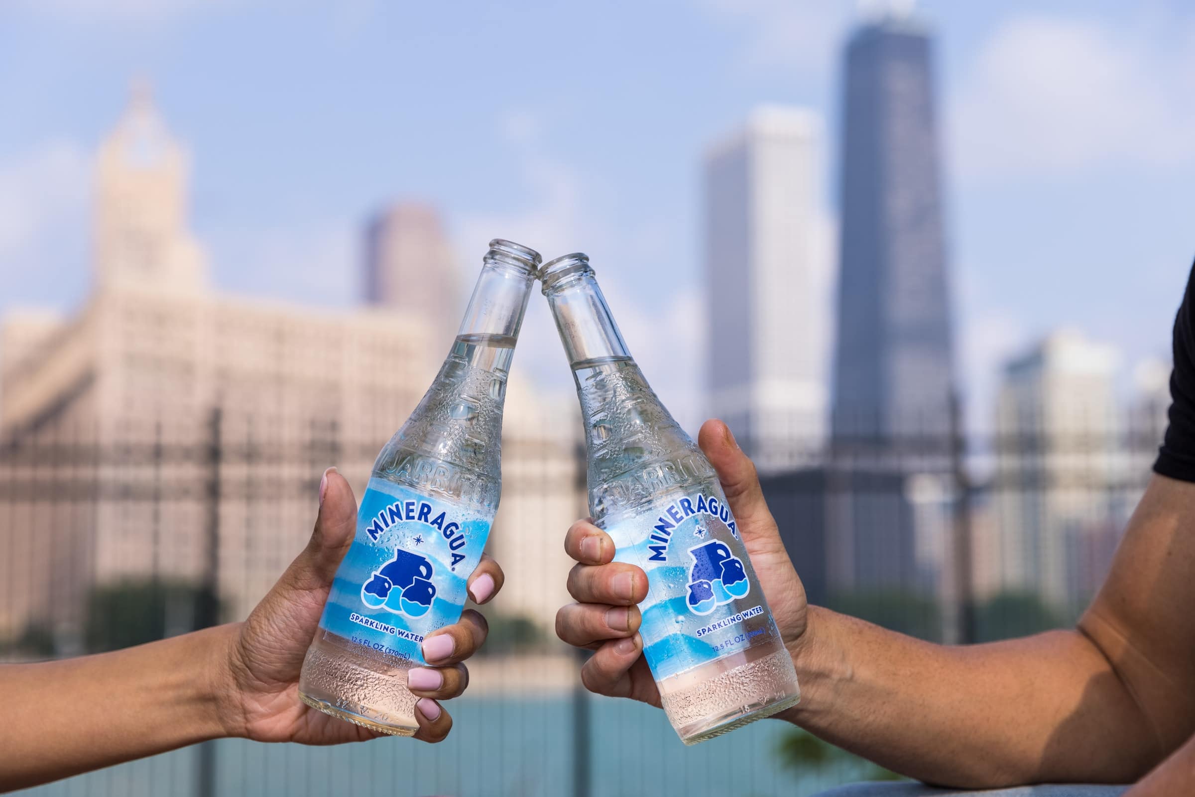mineragua sparkling water can be used in low calorie cocktails